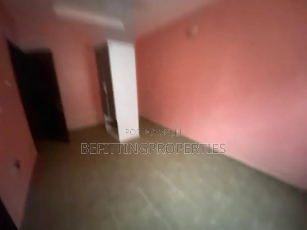 3bdrm Block of Flats in Ikeja GRA for rent