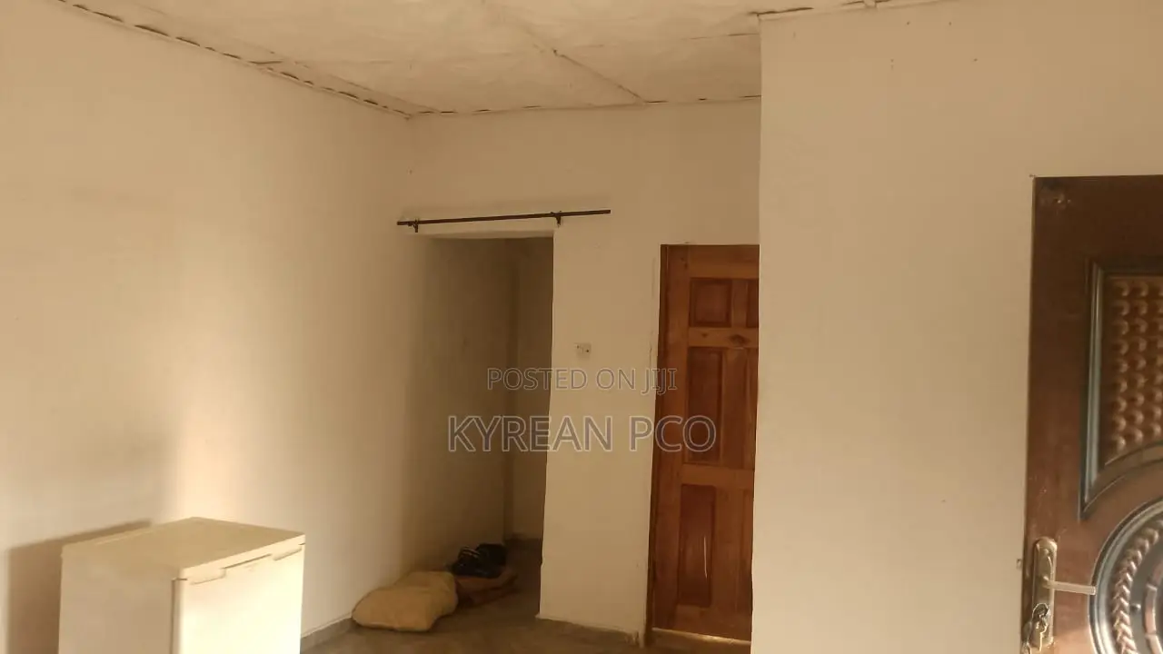 1bdrm Block of Flats in Ikorodu for sale