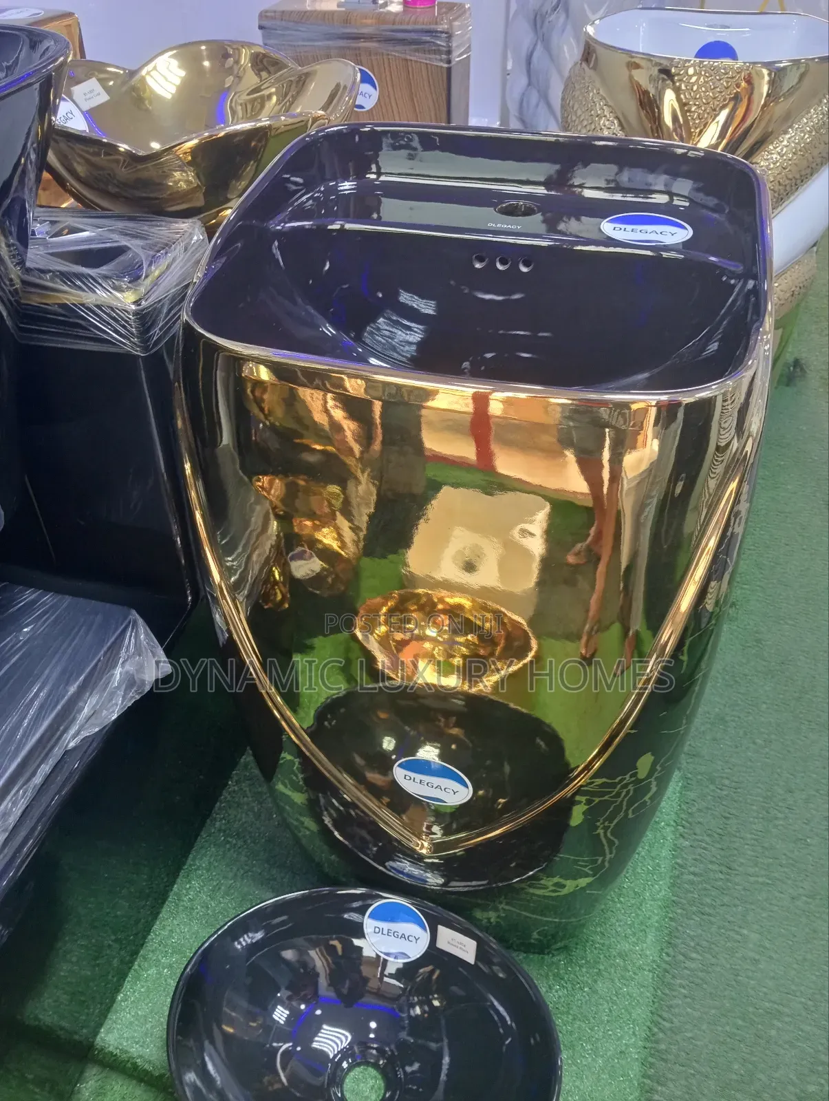 Luxury Standing Wash Hand Basin