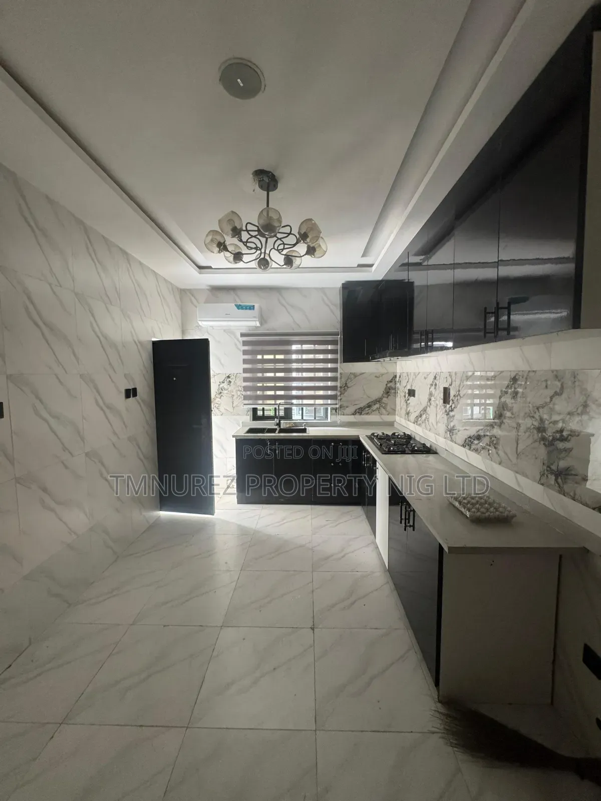 4bdrm Duplex in Orchild Estate, Chevron for rent