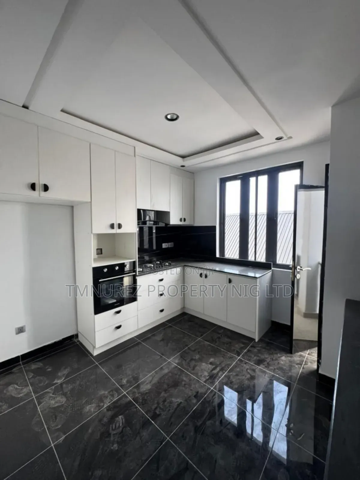 3bdrm Apartment in Ikate for rent