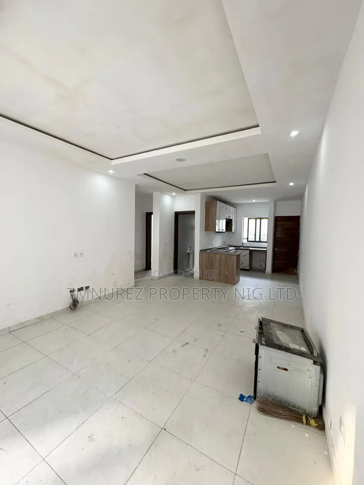 2bdrm Apartment in Chevron for rent