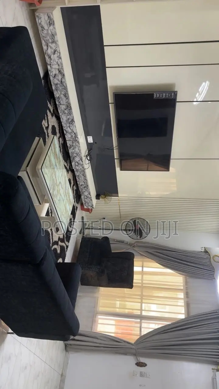 Service Apartment