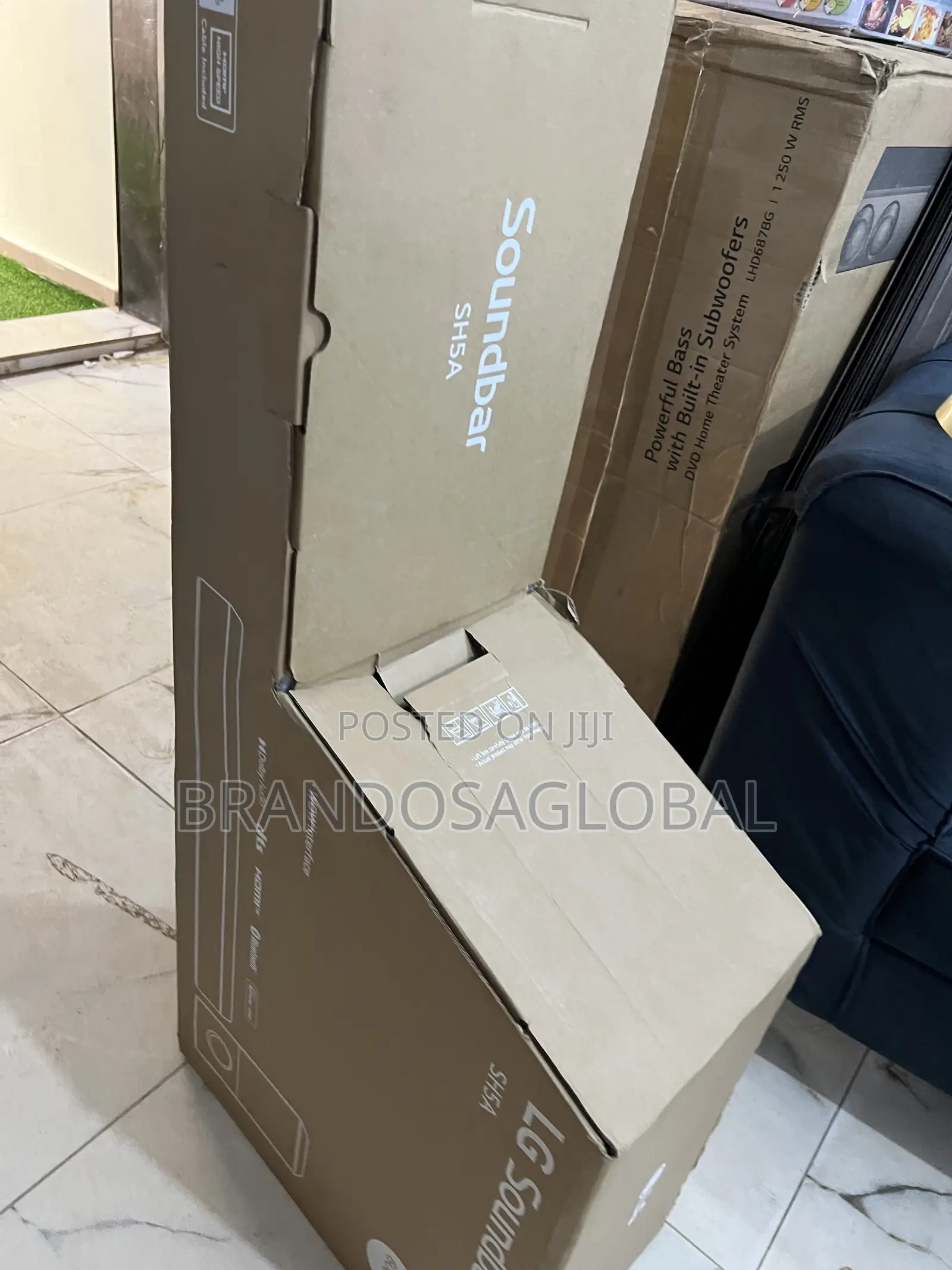 Lg Sound System Designed to Improve Home Audio Clarity [Sh5a]