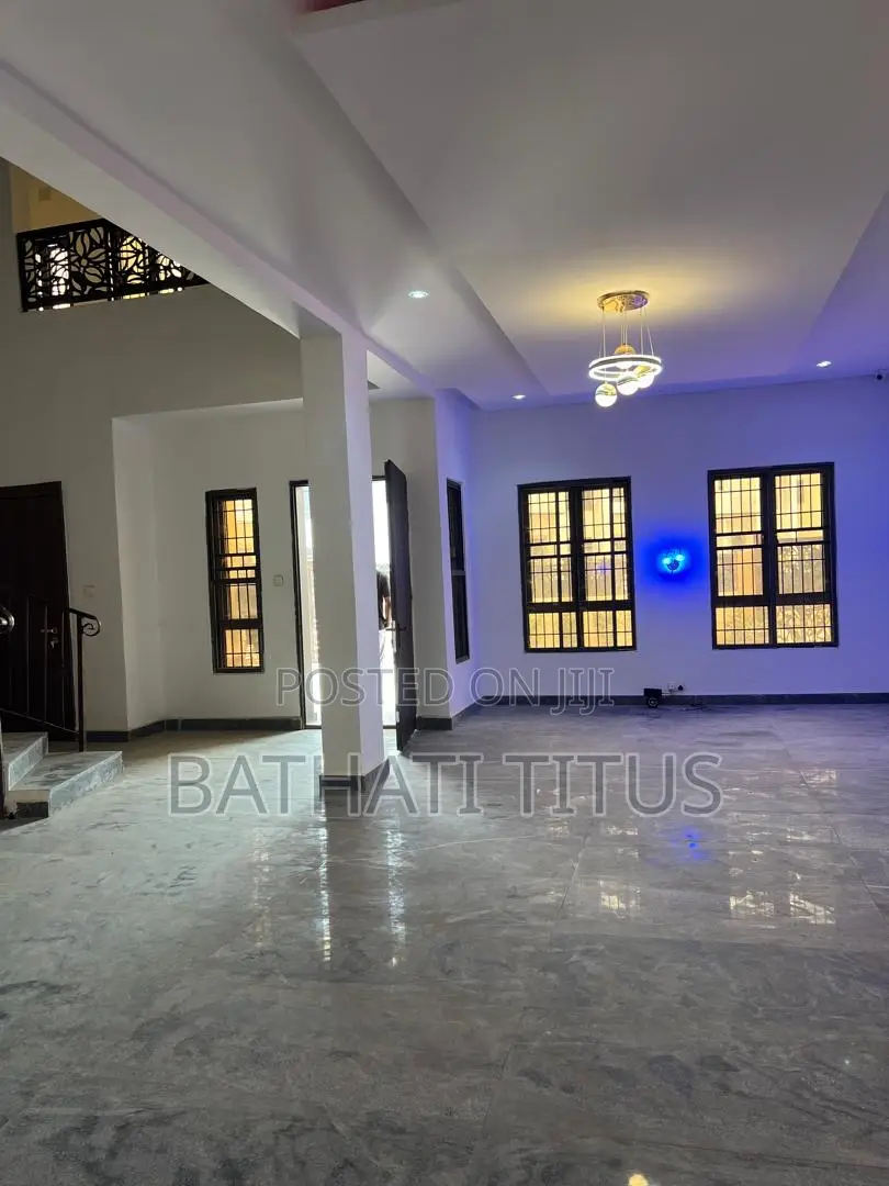 4bdrm Duplex in Mbora for rent
