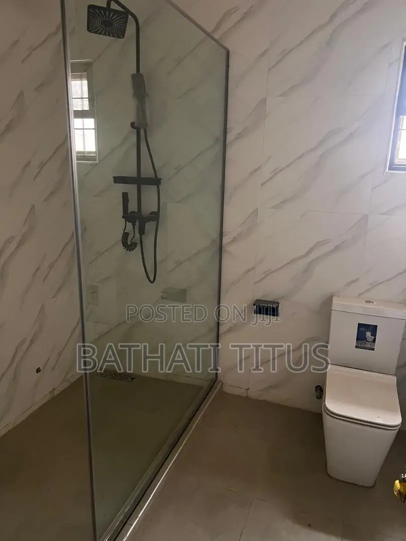 4bdrm Duplex in Mbora for rent