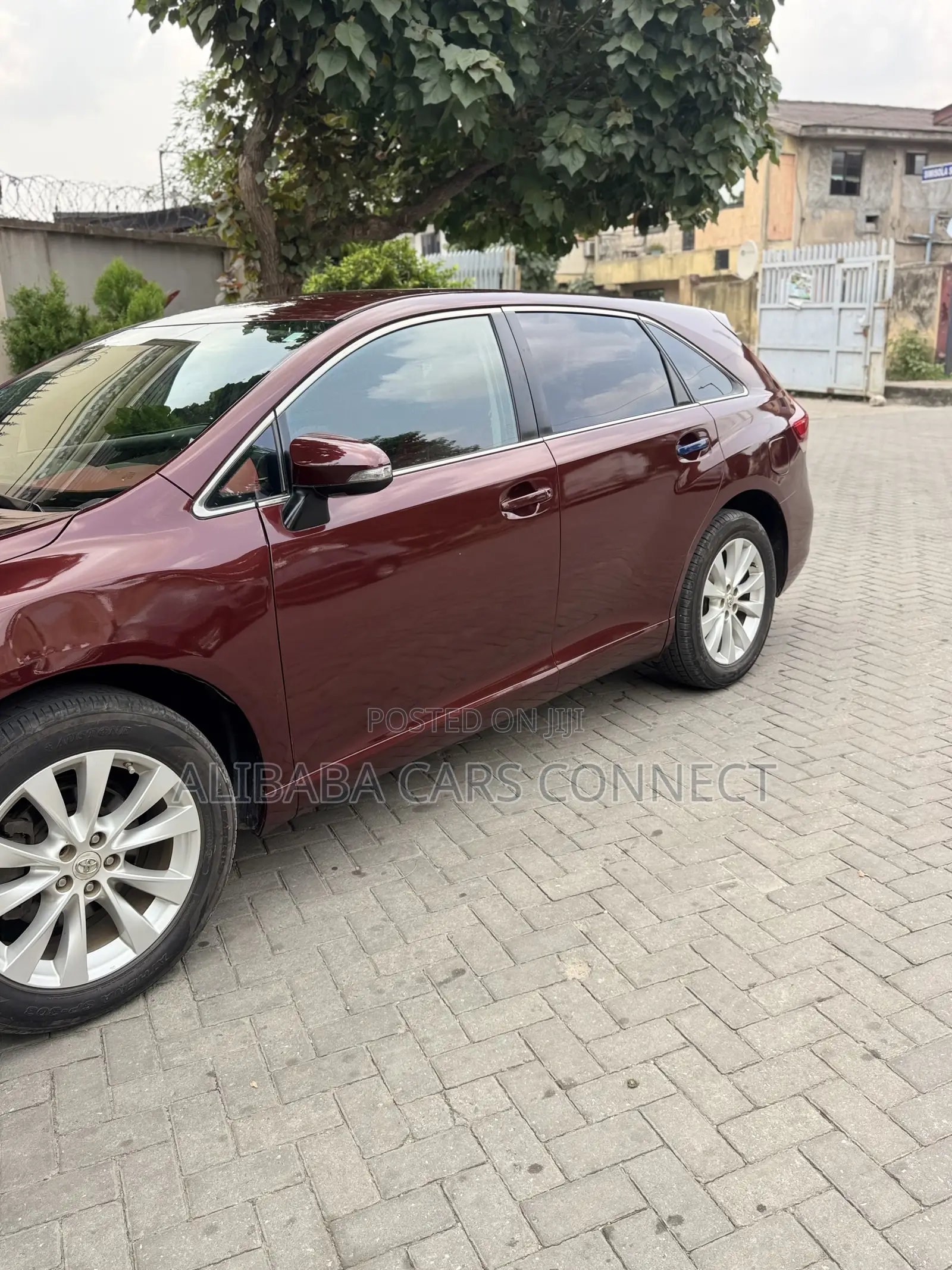 Toyota Venza LE AWD 2013 Burgundy