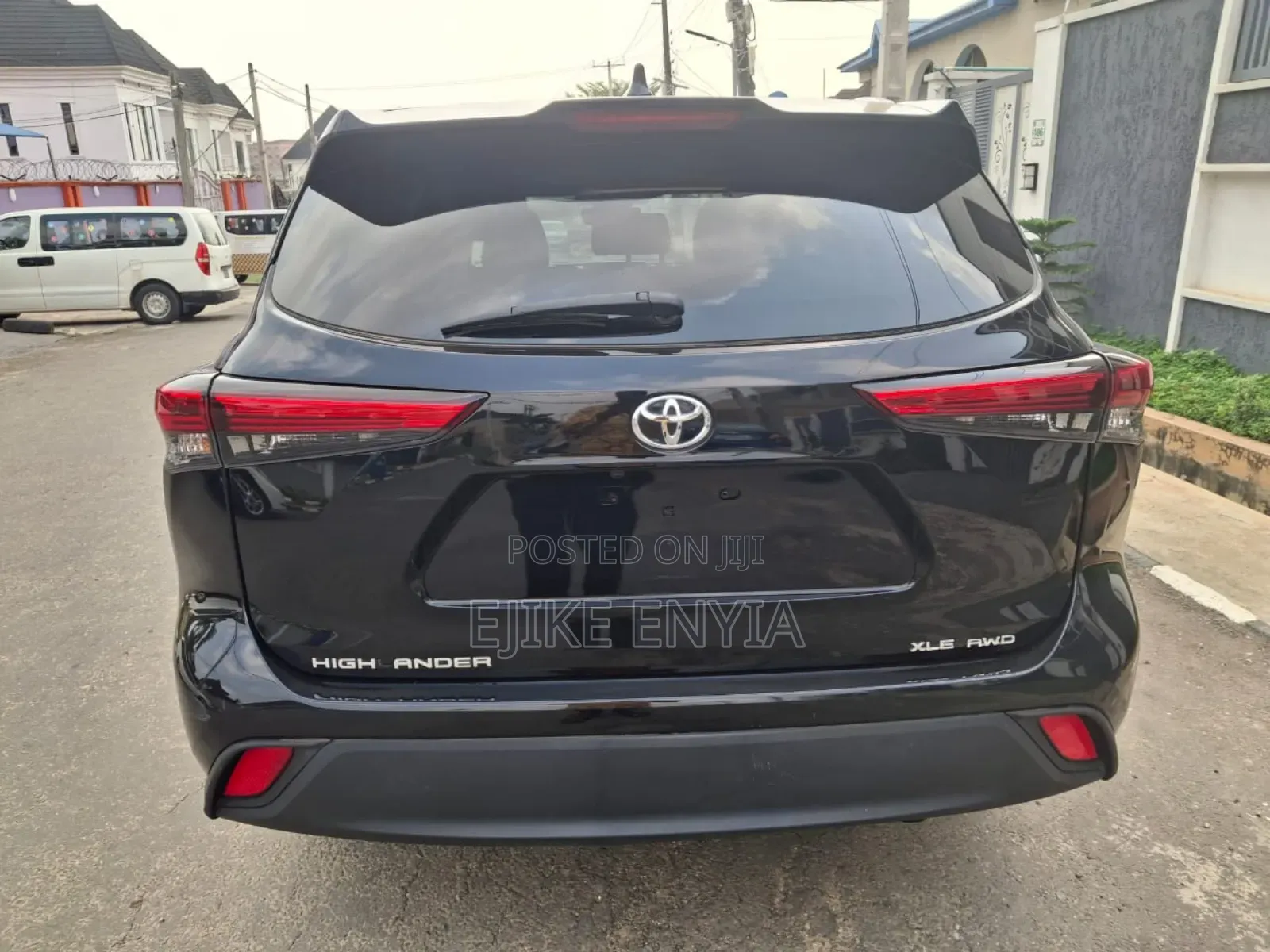 Toyota Highlander XLE 2022 Black