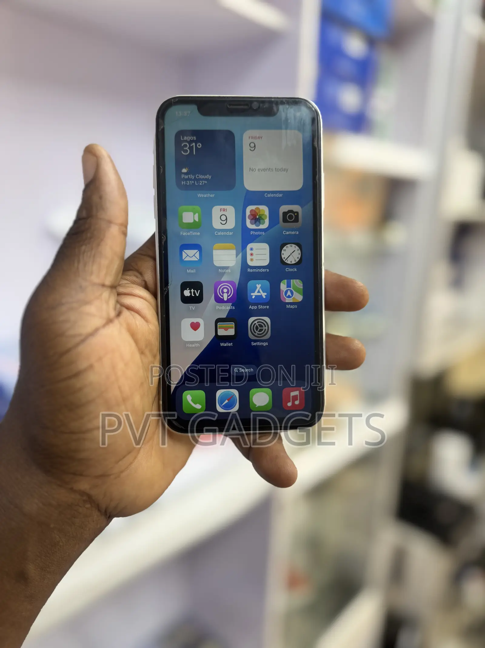 Apple iPhone XR 64 GB White