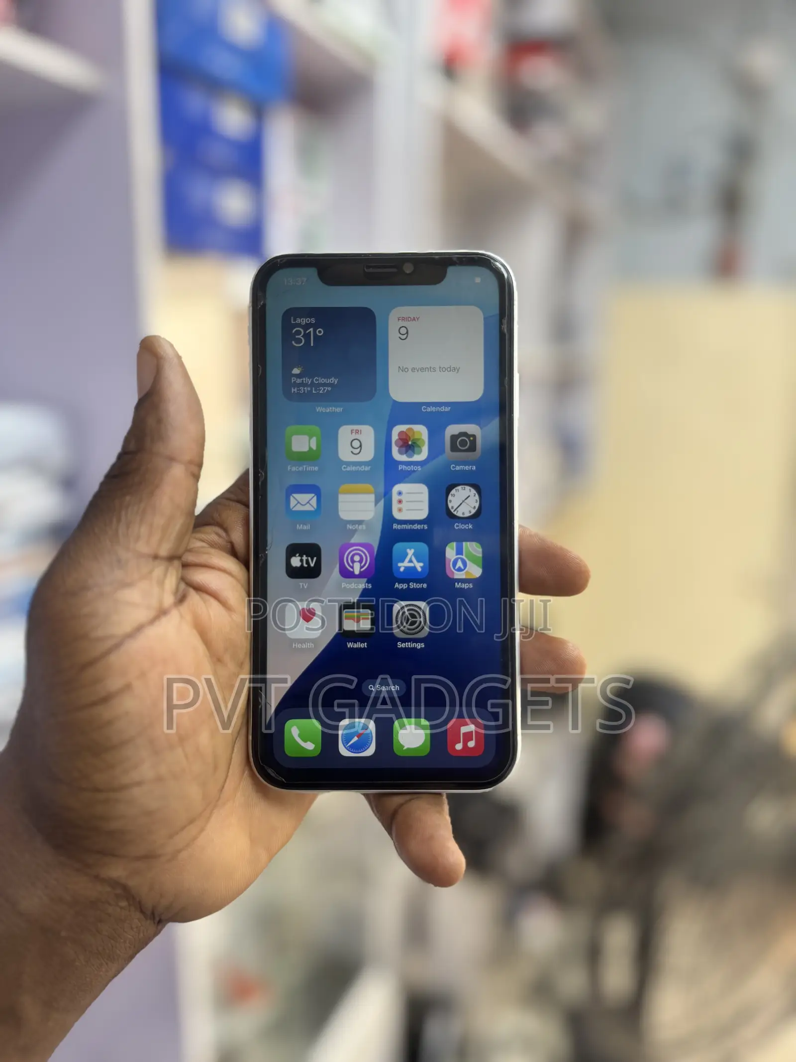 Apple iPhone XR 64 GB White