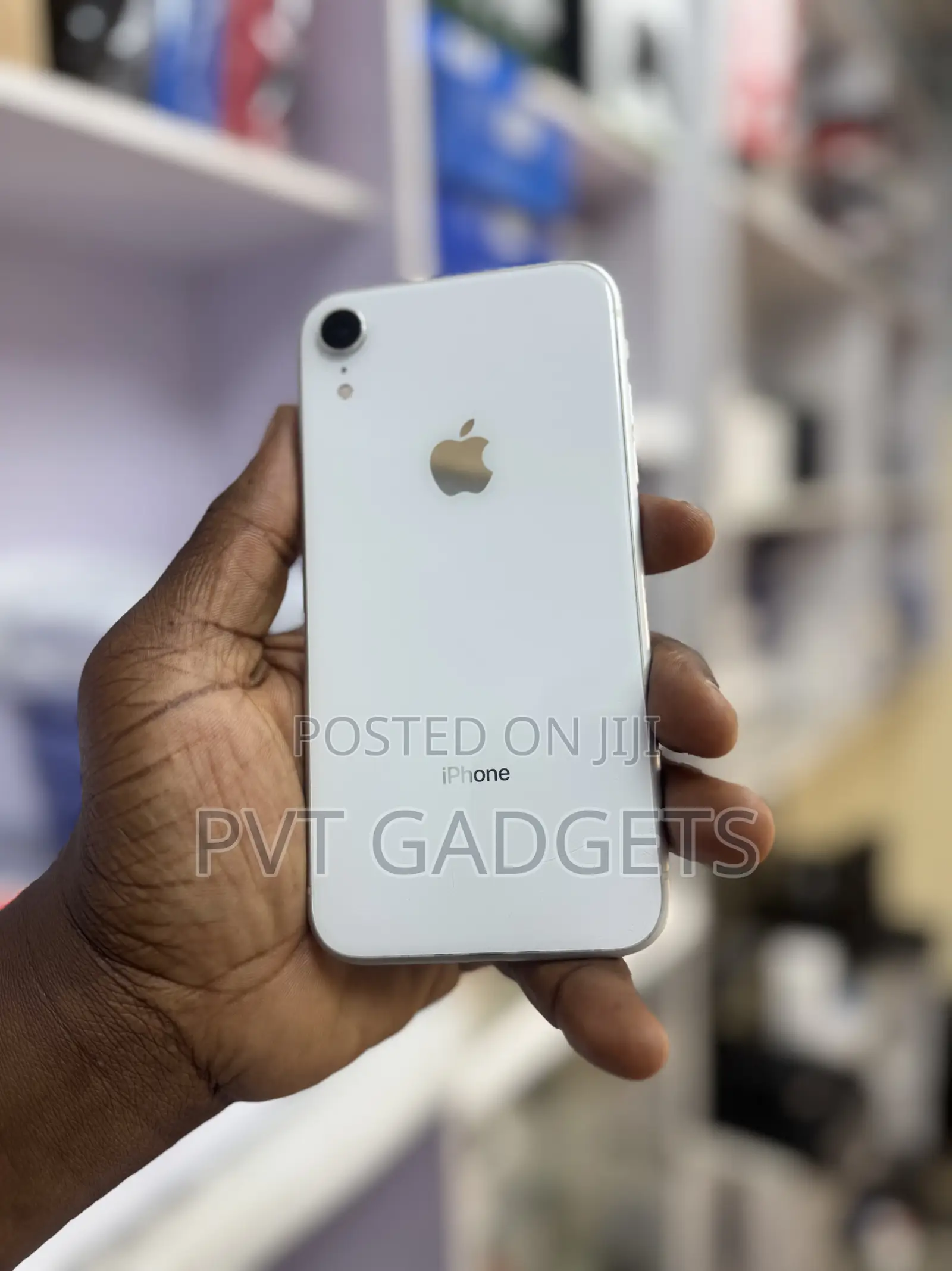 Apple iPhone XR 64 GB White