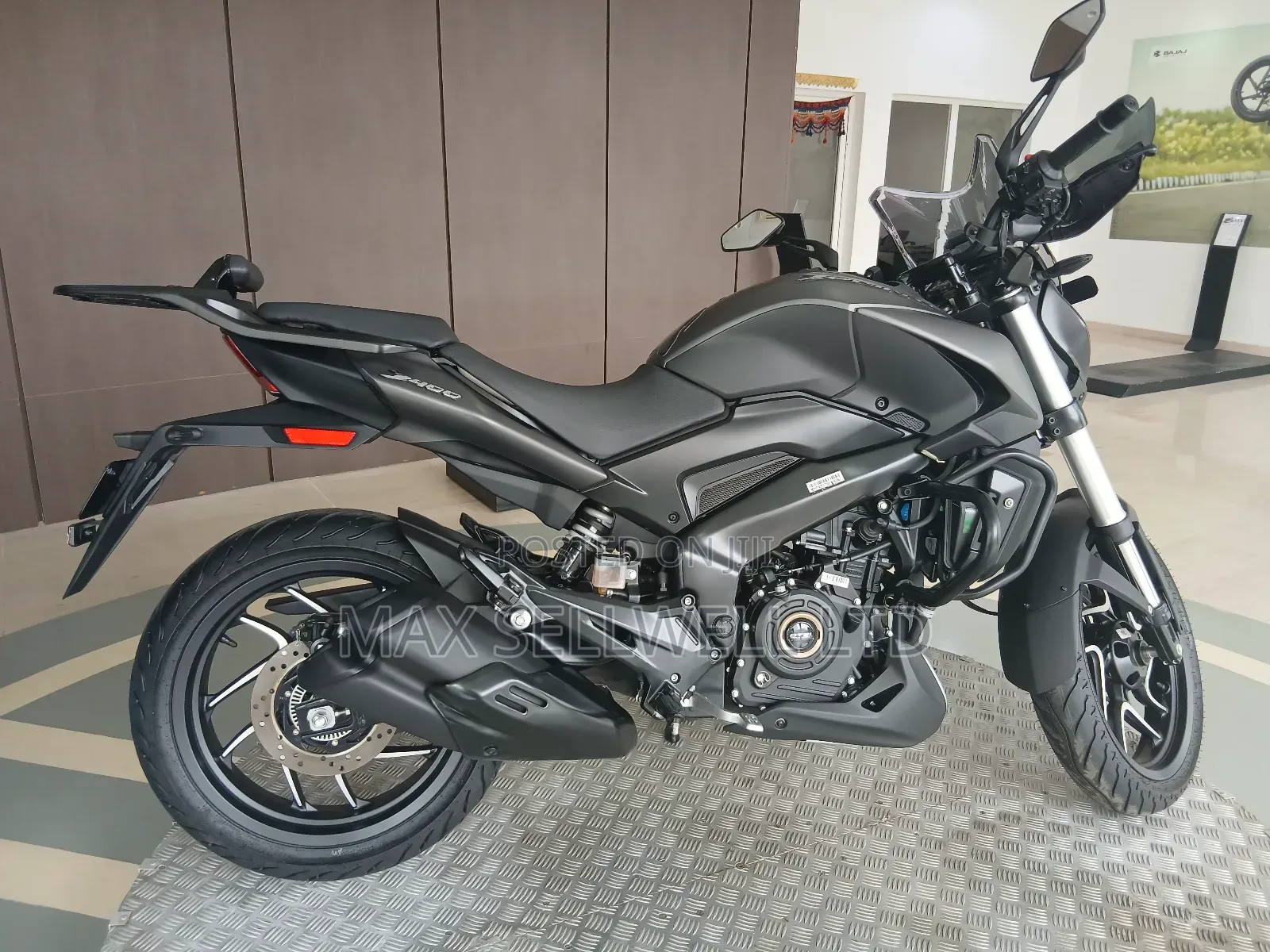 New Bajaj Dominar 400 2025 Black