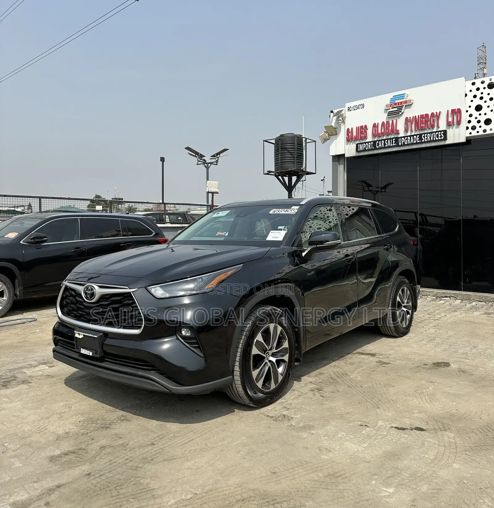 Toyota Highlander XLE 2022 Black