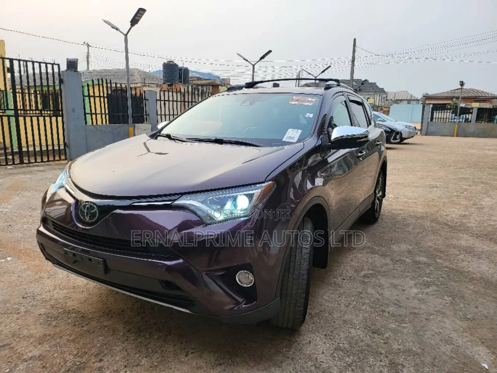 Toyota RAV4 Limited 4dr SUV AWD (2.5L 4cyl 6A) 2018 Beige