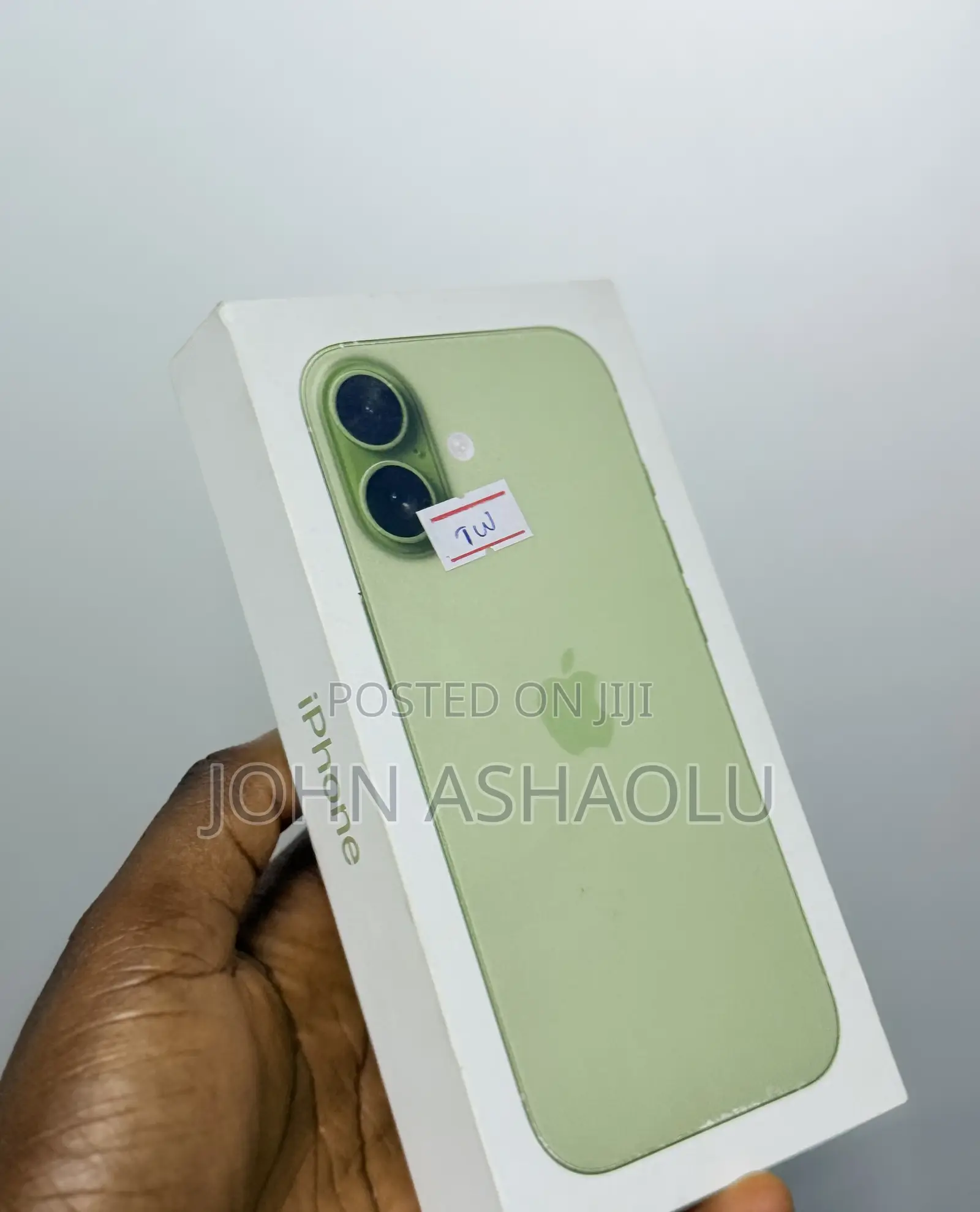 New Apple iPhone 17 256 GB Green