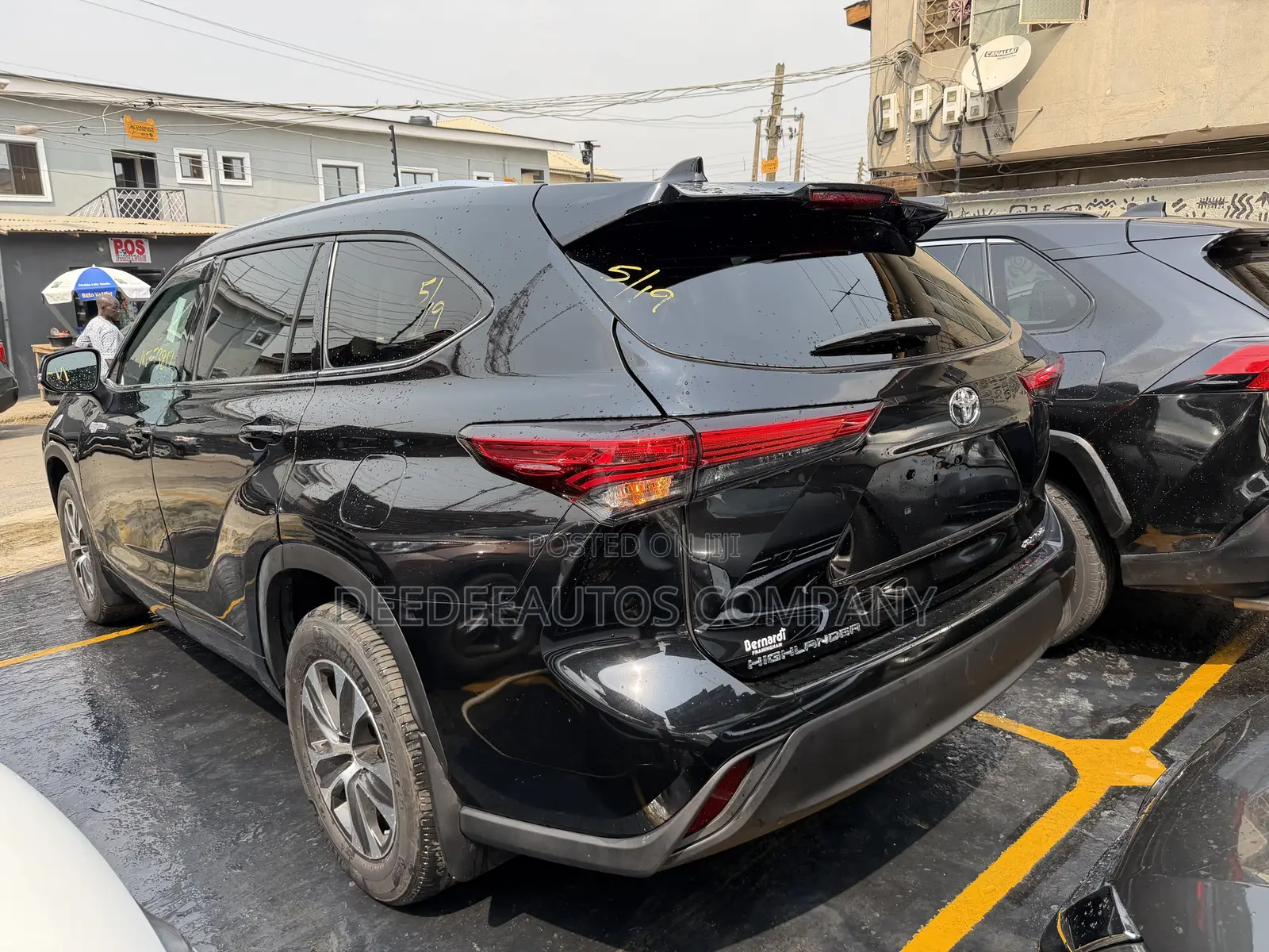 Toyota Highlander XLE 2021 Black