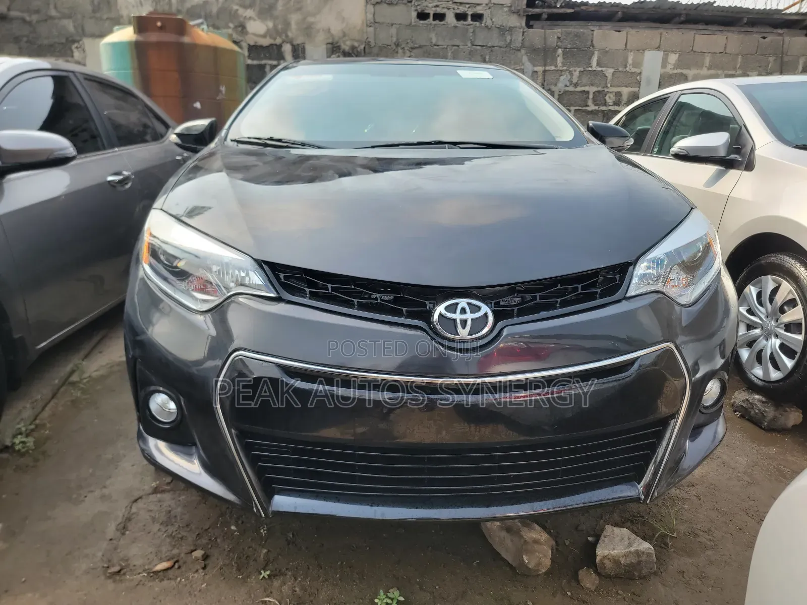 Toyota Corolla LE Premium 4dr Sedan (1.8L 4cyl CVT) 2015 Black