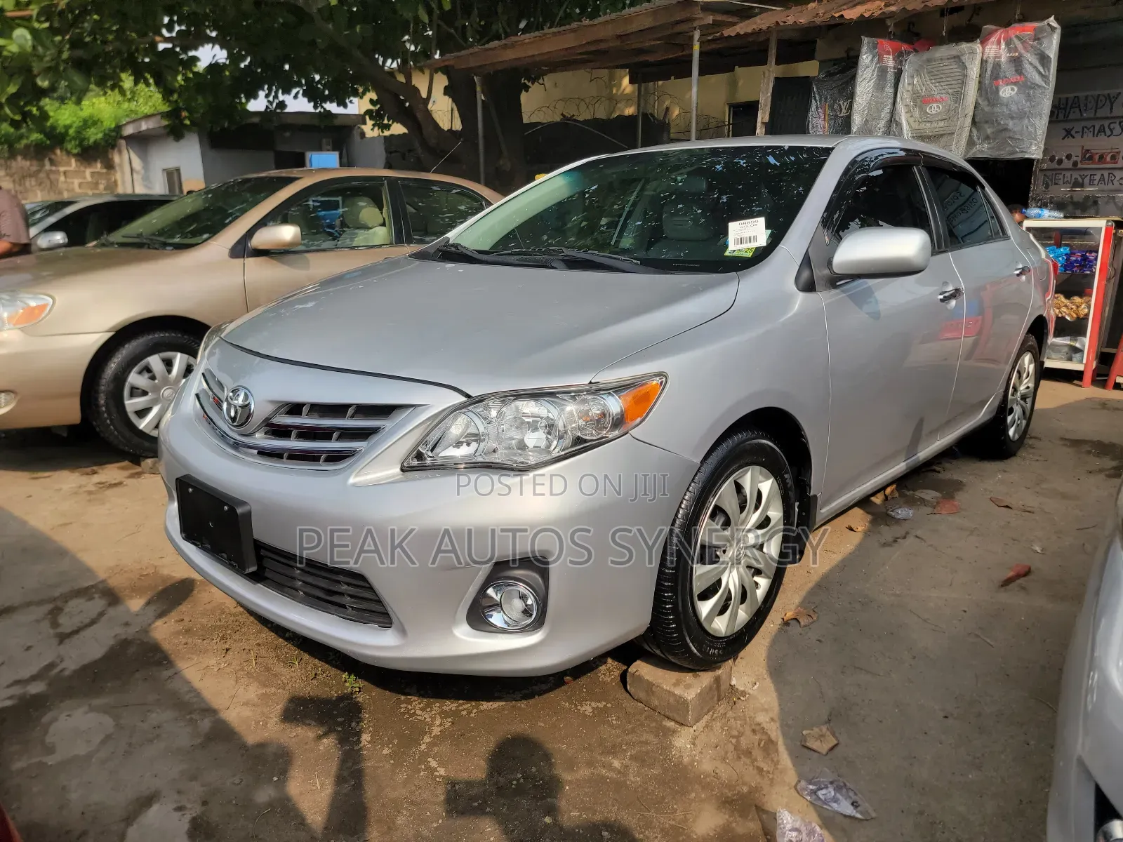 Toyota Corolla LE 4dr Sedan (1.8L 4cyl 4A) 2013 Silver