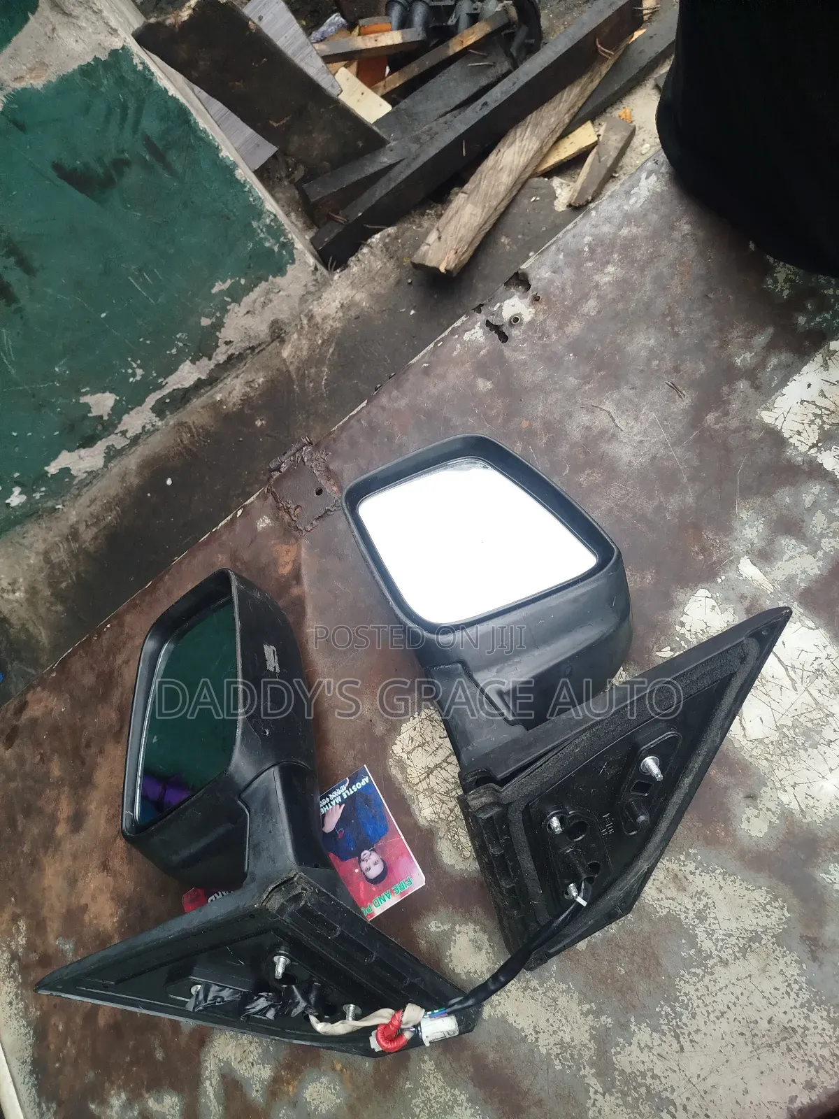 Nissan Rug 2007-2010 Side Mirrors