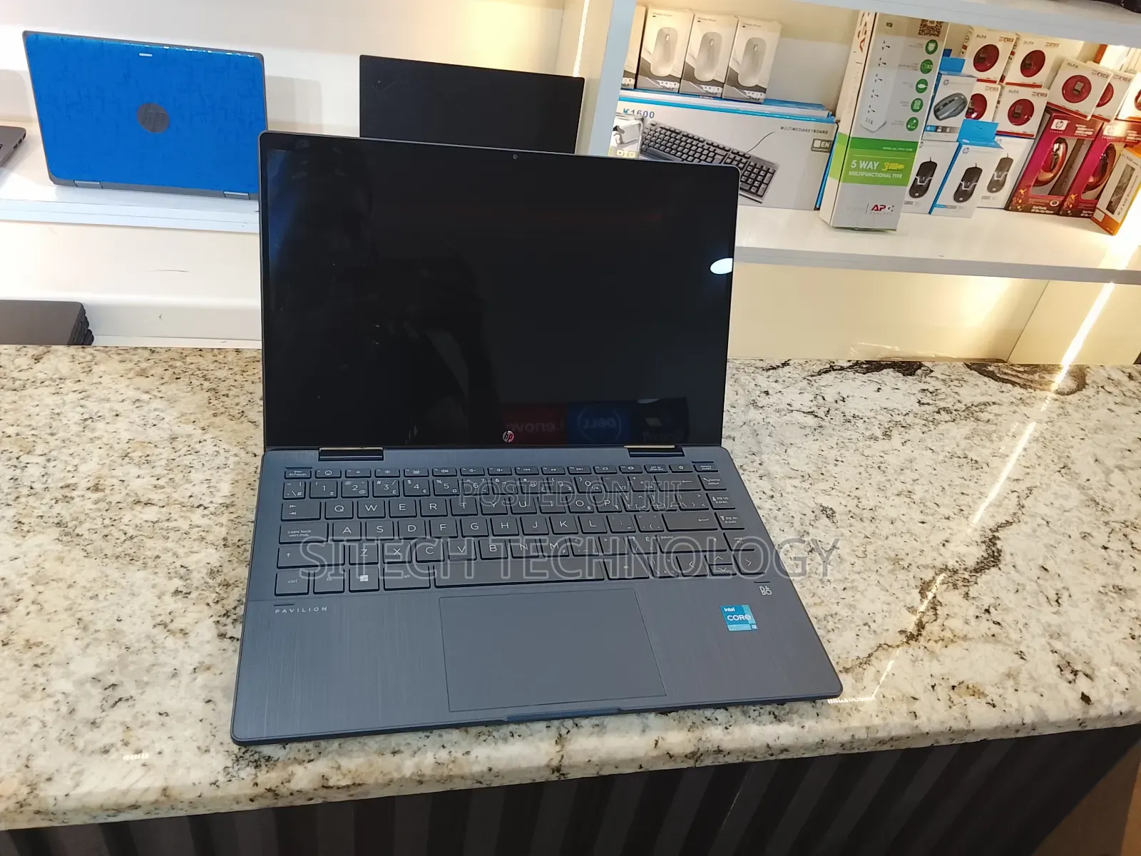 New Laptop HP Pavilion 14 8GB Intel Core i3 SSD 256GB