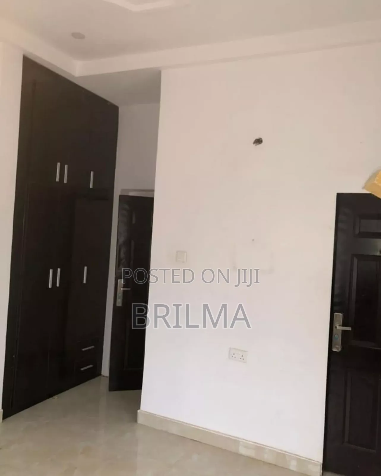 2bdrm Block of Flats in Lugbe District for sale