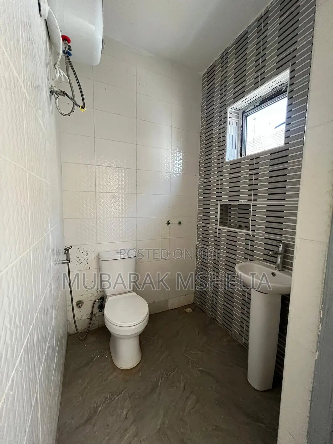 3bdrm Duplex in Gaduwa for sale