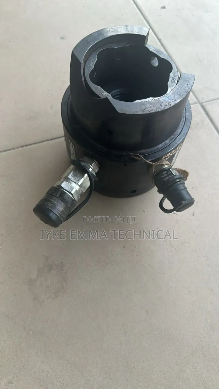 M105 Hydraulic Bolt Tensioner / Tensioning Jack