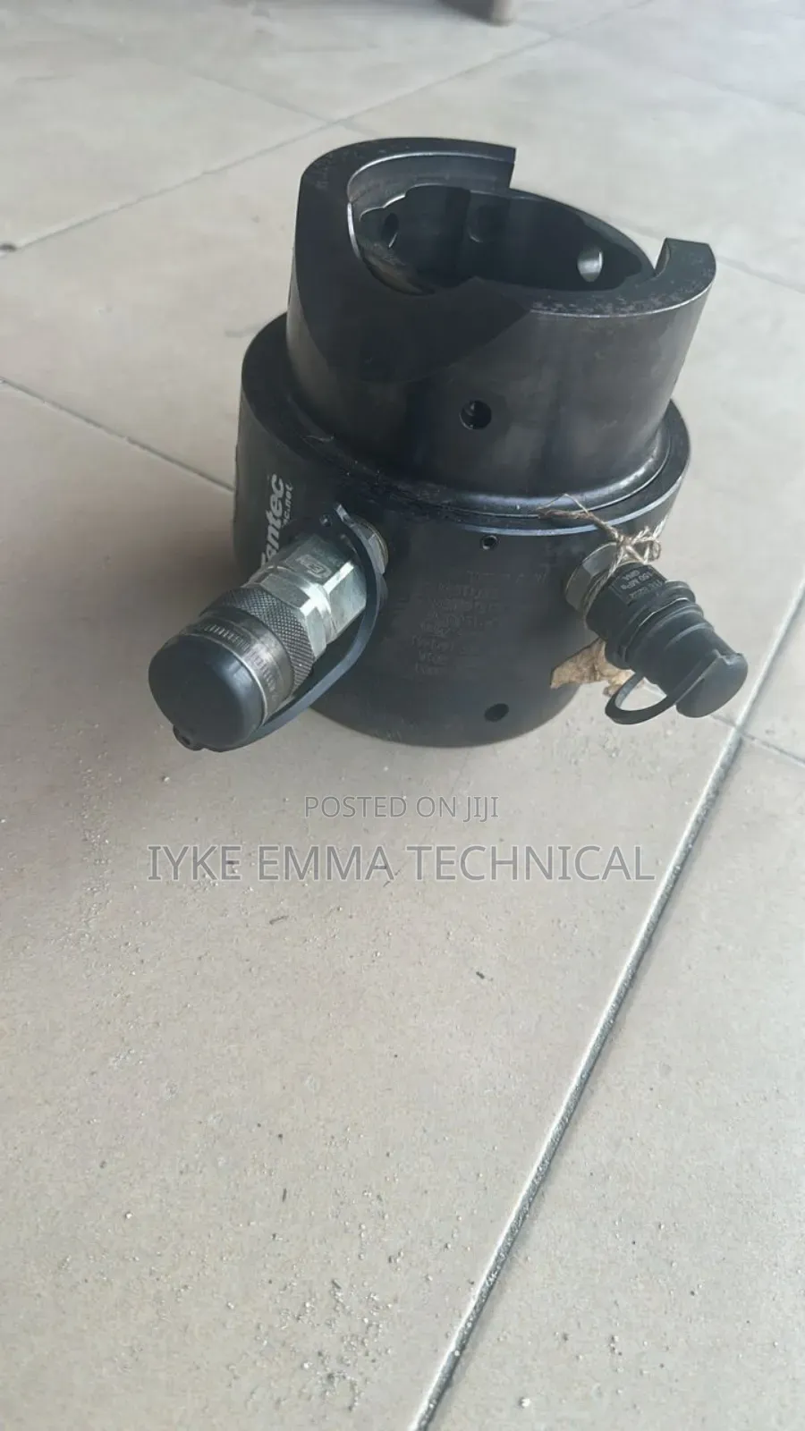 M105 Hydraulic Bolt Tensioner / Tensioning Jack