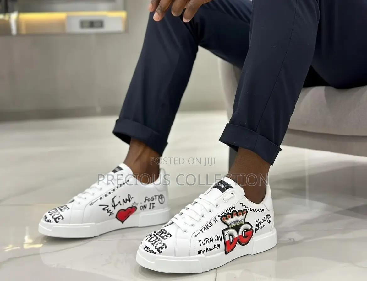 Trendy Wool Created Dolce and Gabbana Lace Up Fashion Shoe