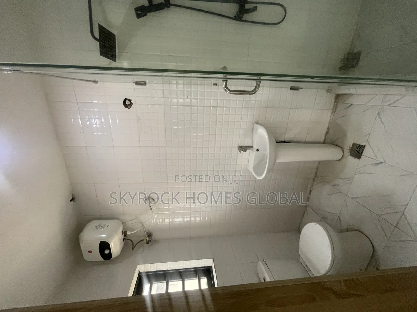5bdrm Duplex in Abraham Adesanya Estate for sale