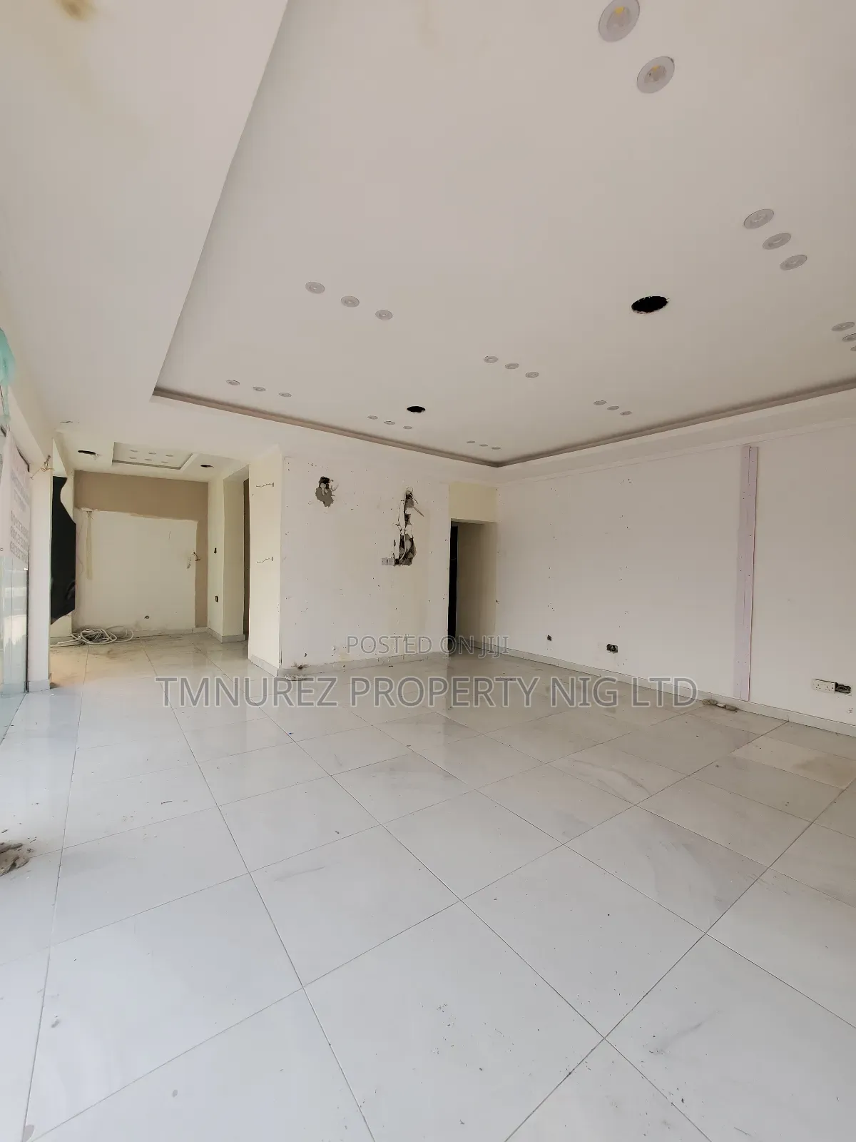 Showroom Open Space for Rent Lekki Phase1
