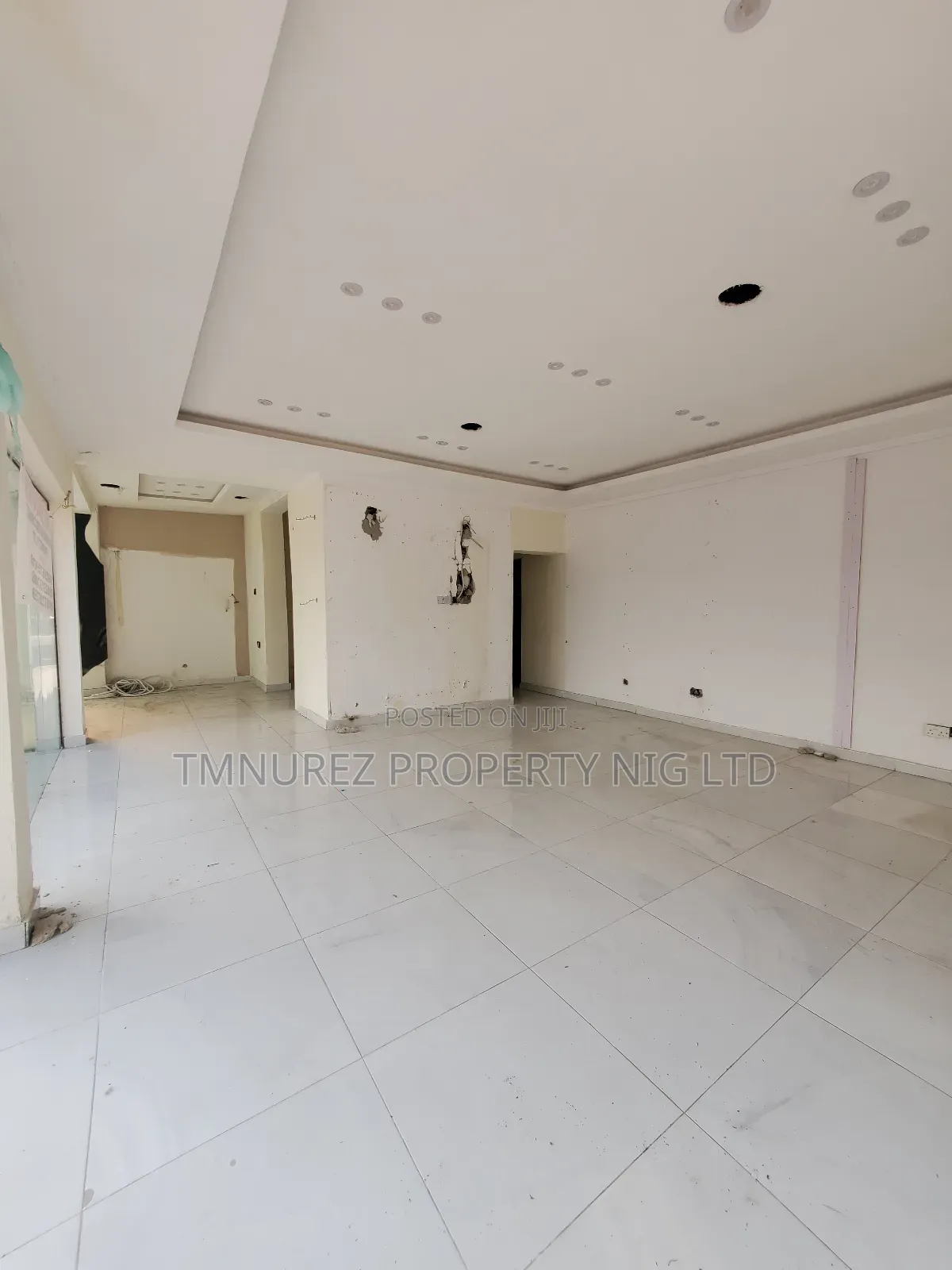 Showroom Open Space for Rent Lekki Phase1