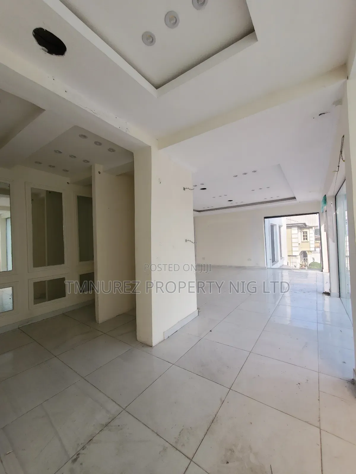 Showroom Open Space for Rent Lekki Phase1