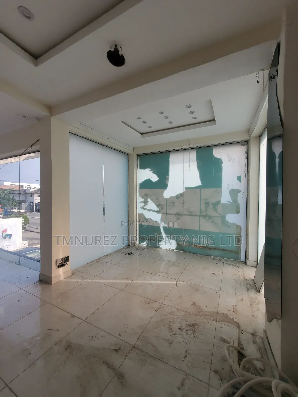 Showroom Open Space for Rent Lekki Phase1