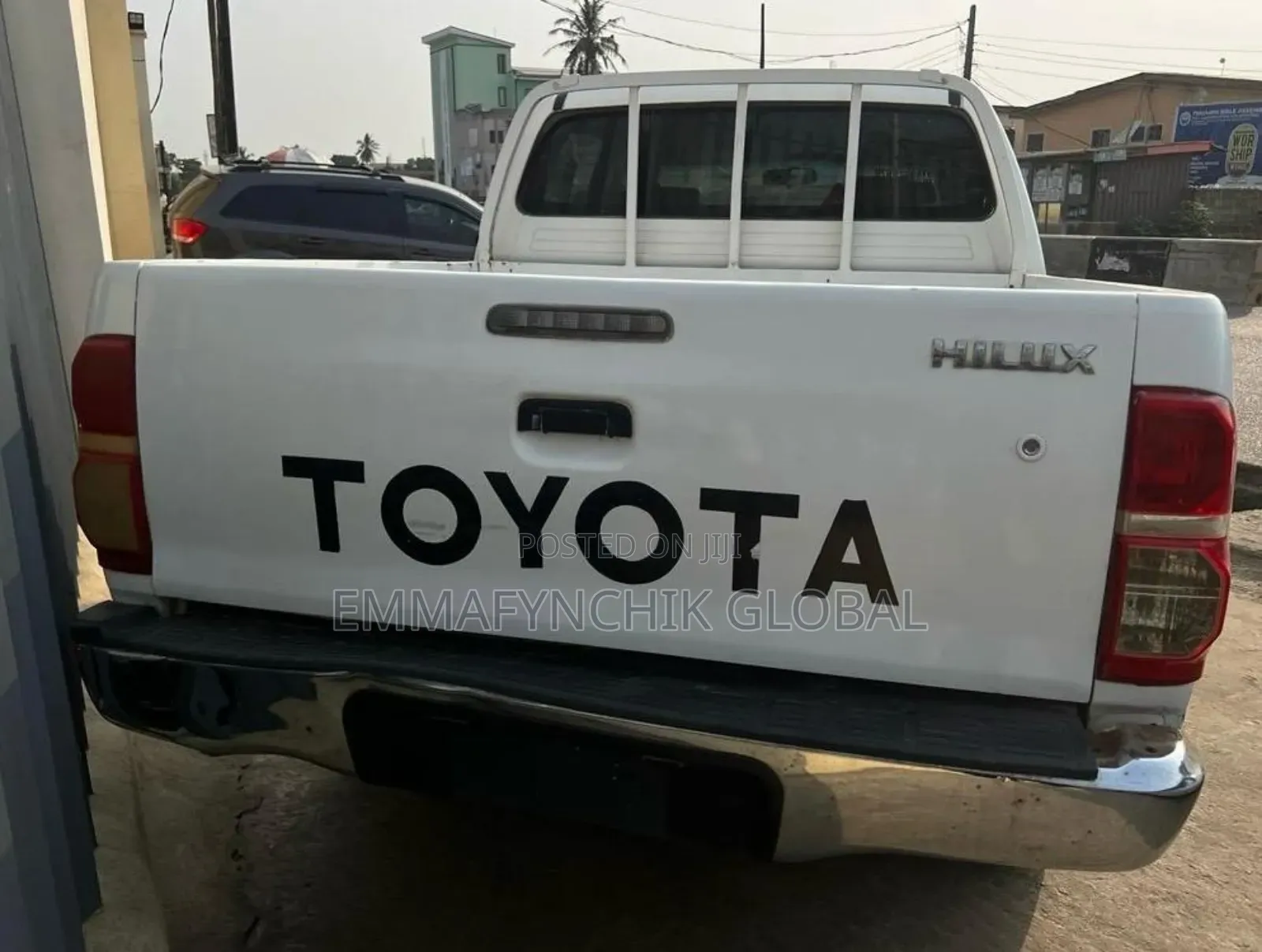 Toyota Hilux 2014 White