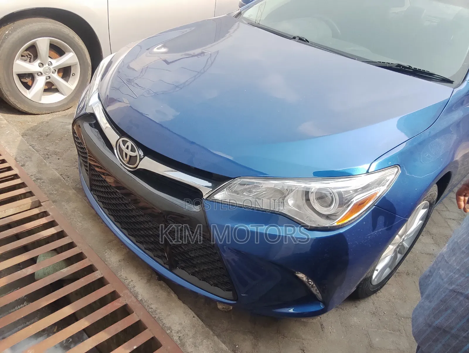 Toyota Camry SE w/Special Edition Pkg (2.5L 4cyl 6A) 2016 Blue