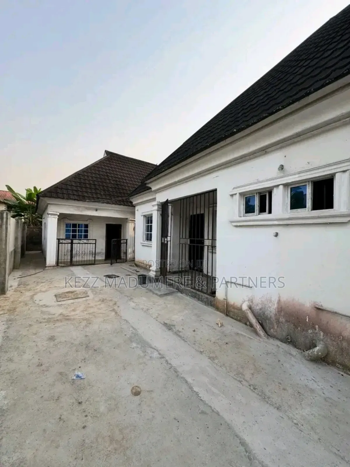 5bdrm Block of Flats in Sars Road, Port for sale