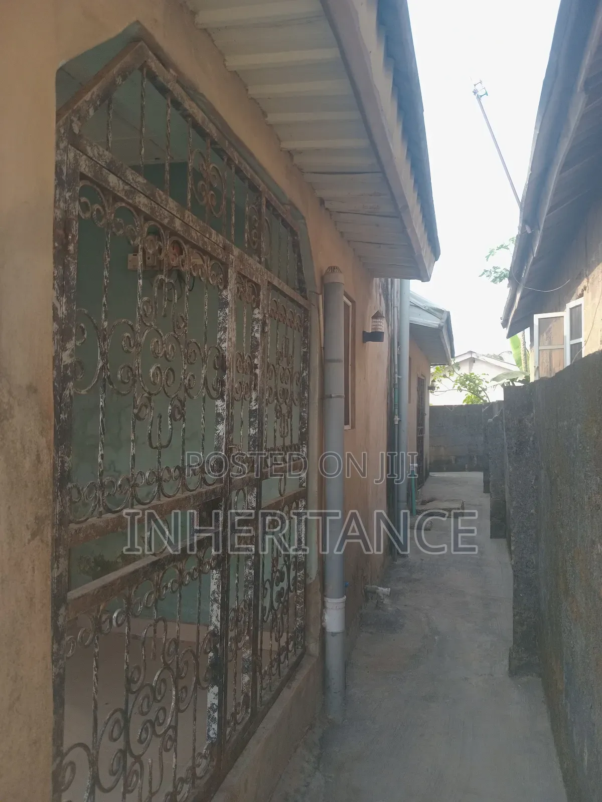 Furnished 3bdrm Bungalow in Nepa, Agric for sale