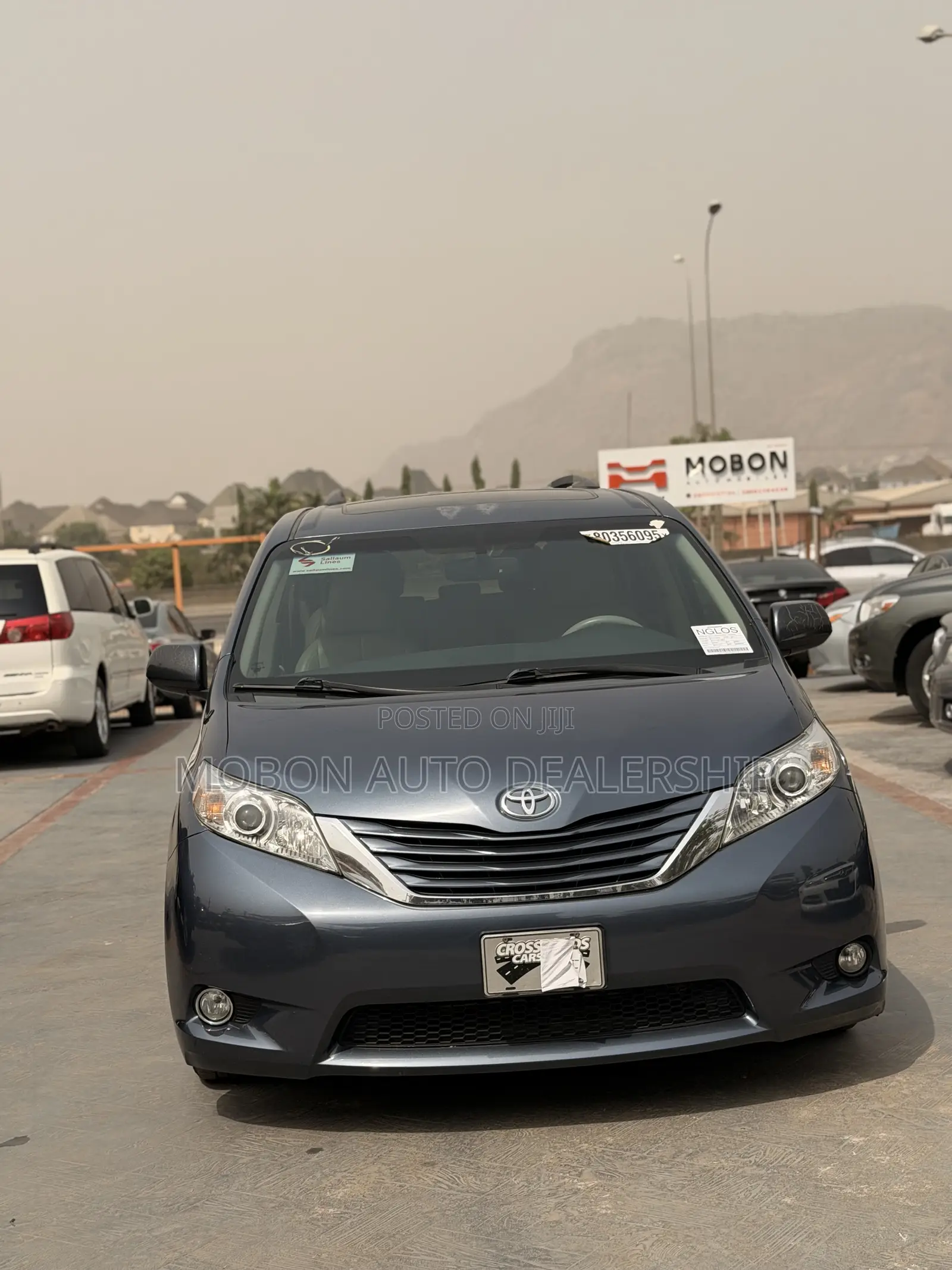 Toyota Sienna 2015 Gray