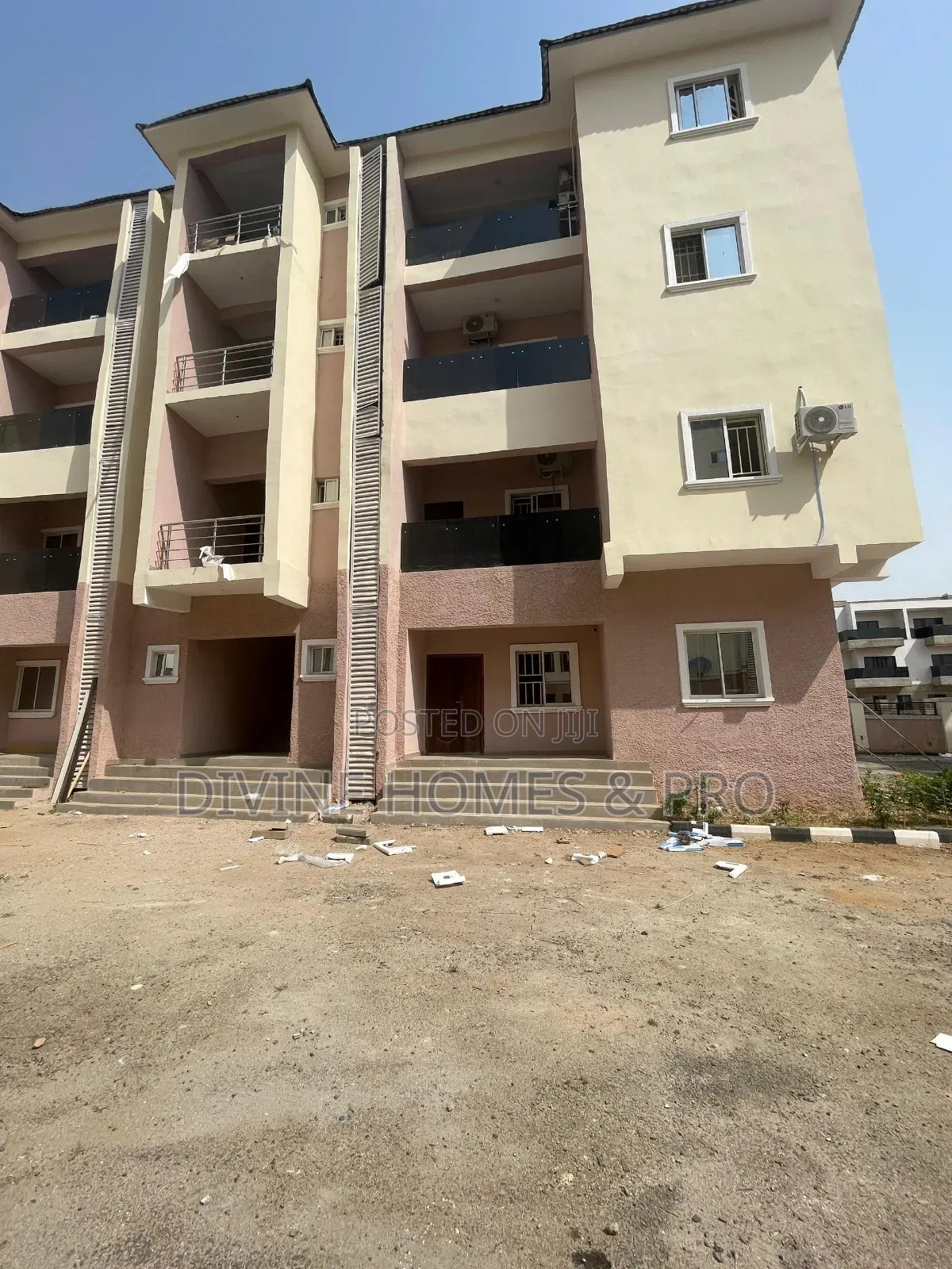 2bdrm Block of Flats in Idu for sale