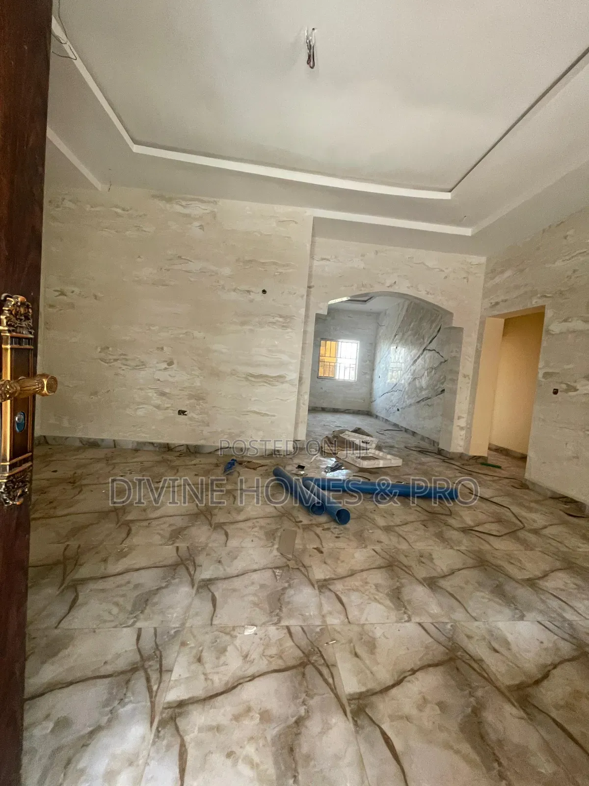 2bdrm Block of Flats in Idu for sale