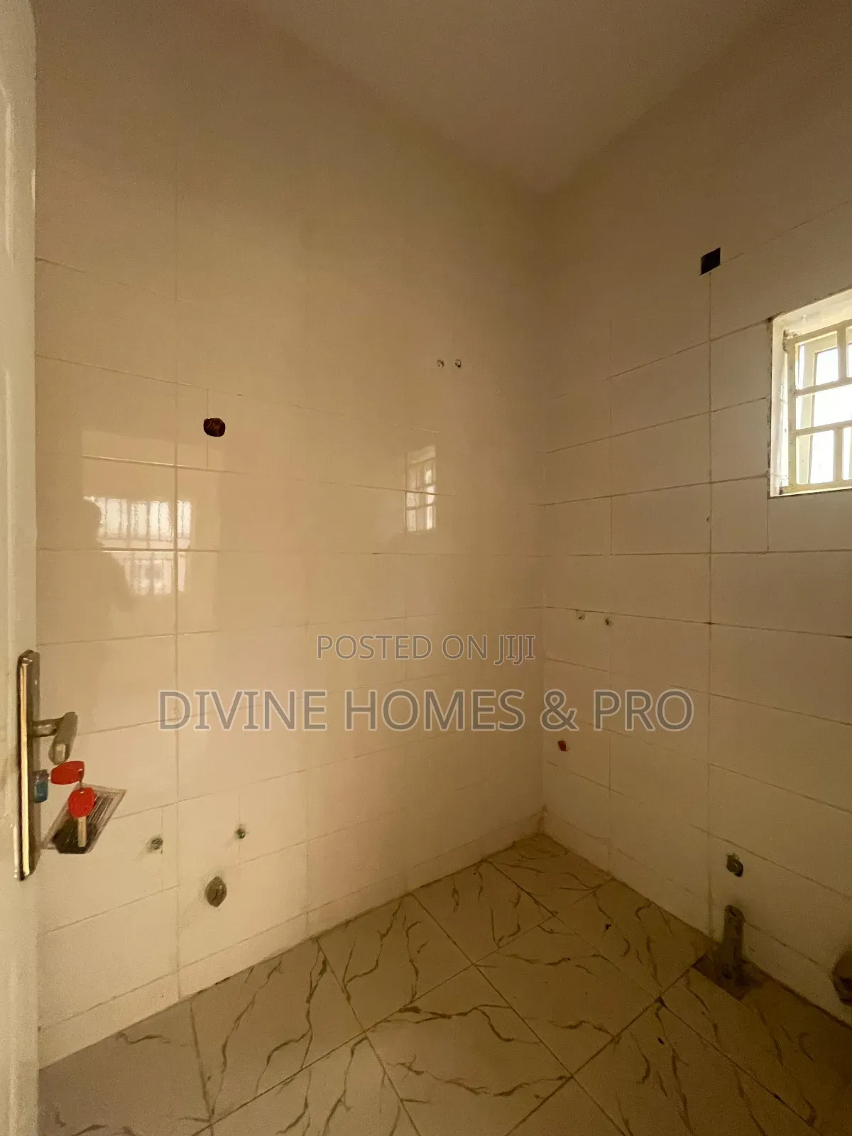 2bdrm Block of Flats in Idu for sale