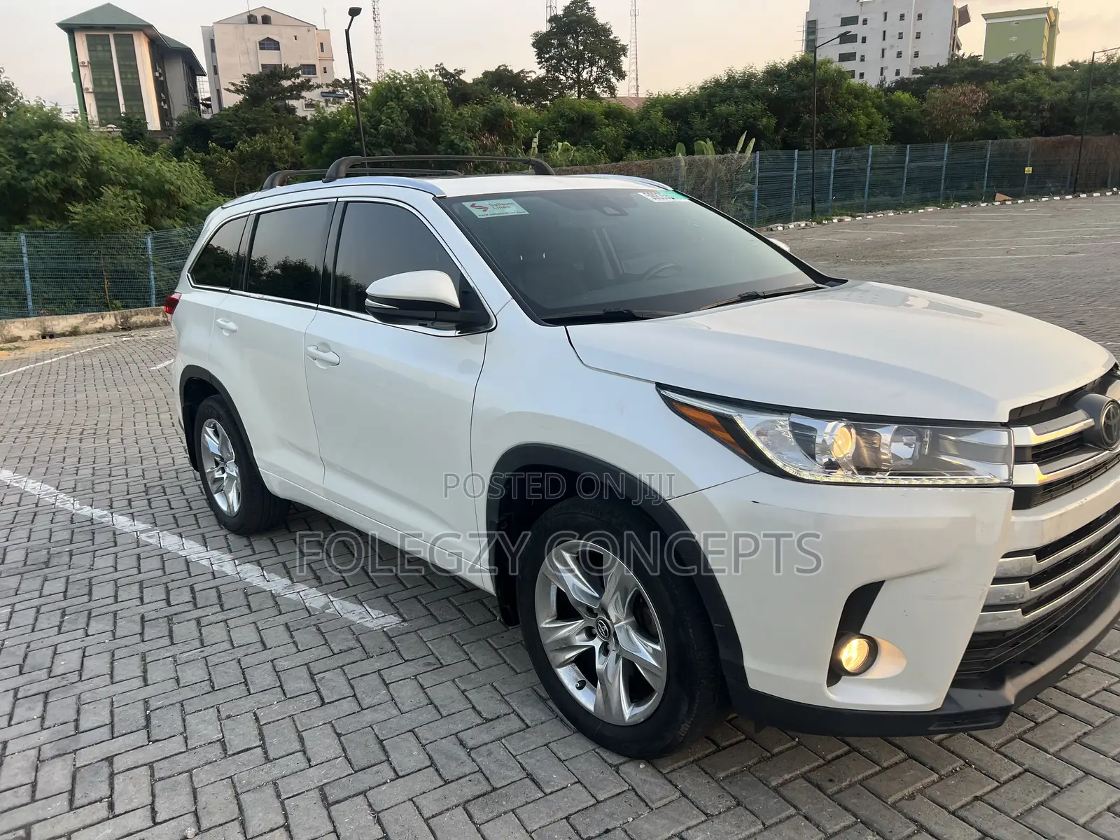 Toyota Highlander Limited 4x4 V6 (3.5L 6cyl 8A) 2018 White
