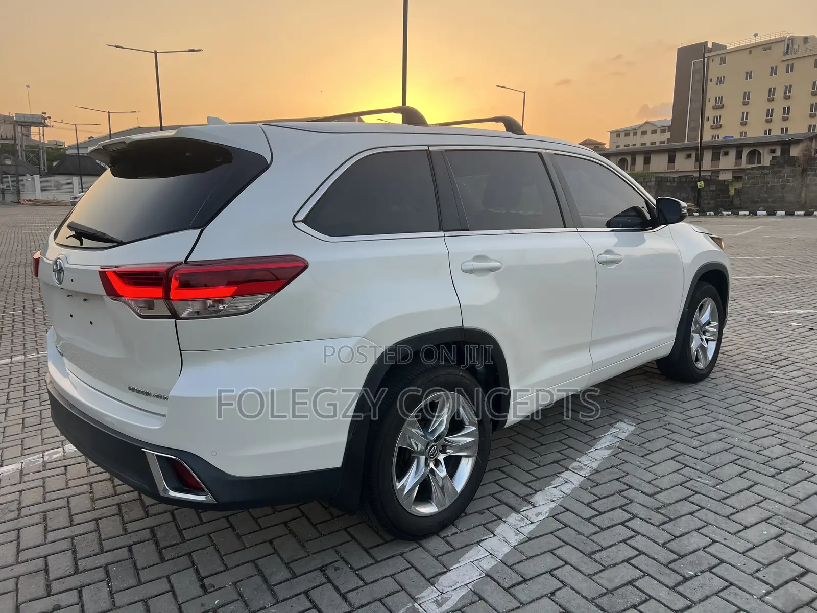 Toyota Highlander Limited 4x4 V6 (3.5L 6cyl 8A) 2018 White