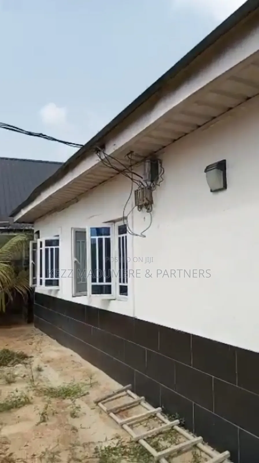 3bdrm Bungalow in Eneka Road Rukpokwu for rent