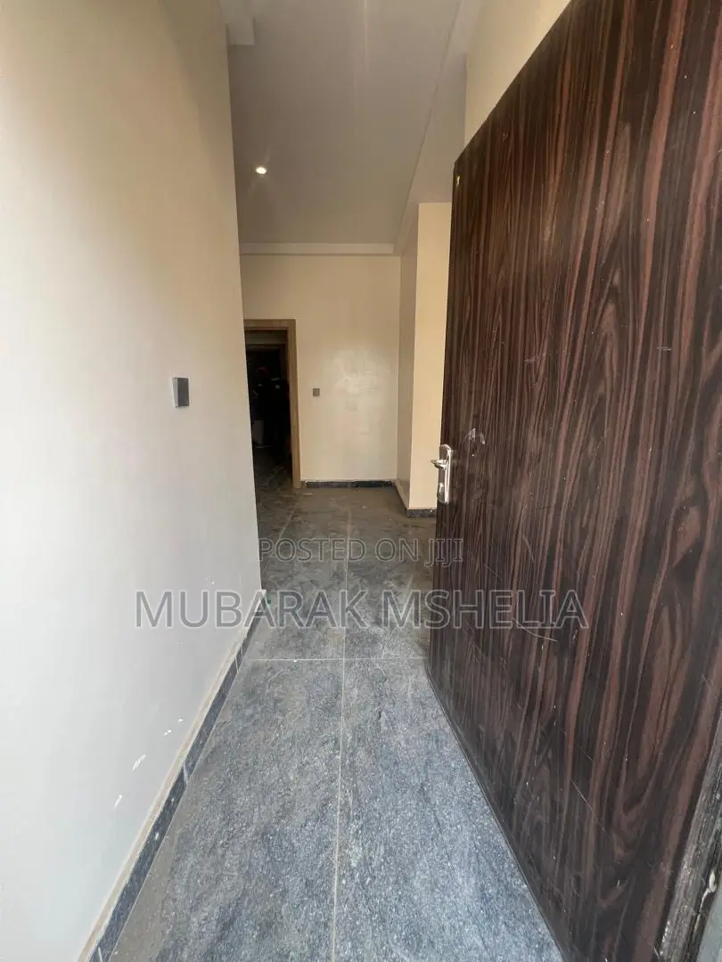 5bdrm Duplex in Galadimawa for rent