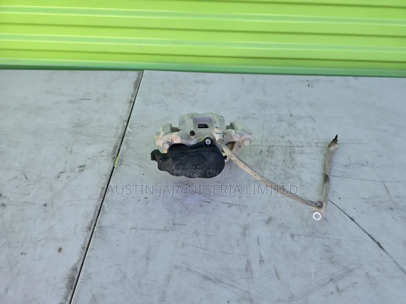 Toyota Venza 2020-2025 Brake Caliper With Actuator Rear/Back Right