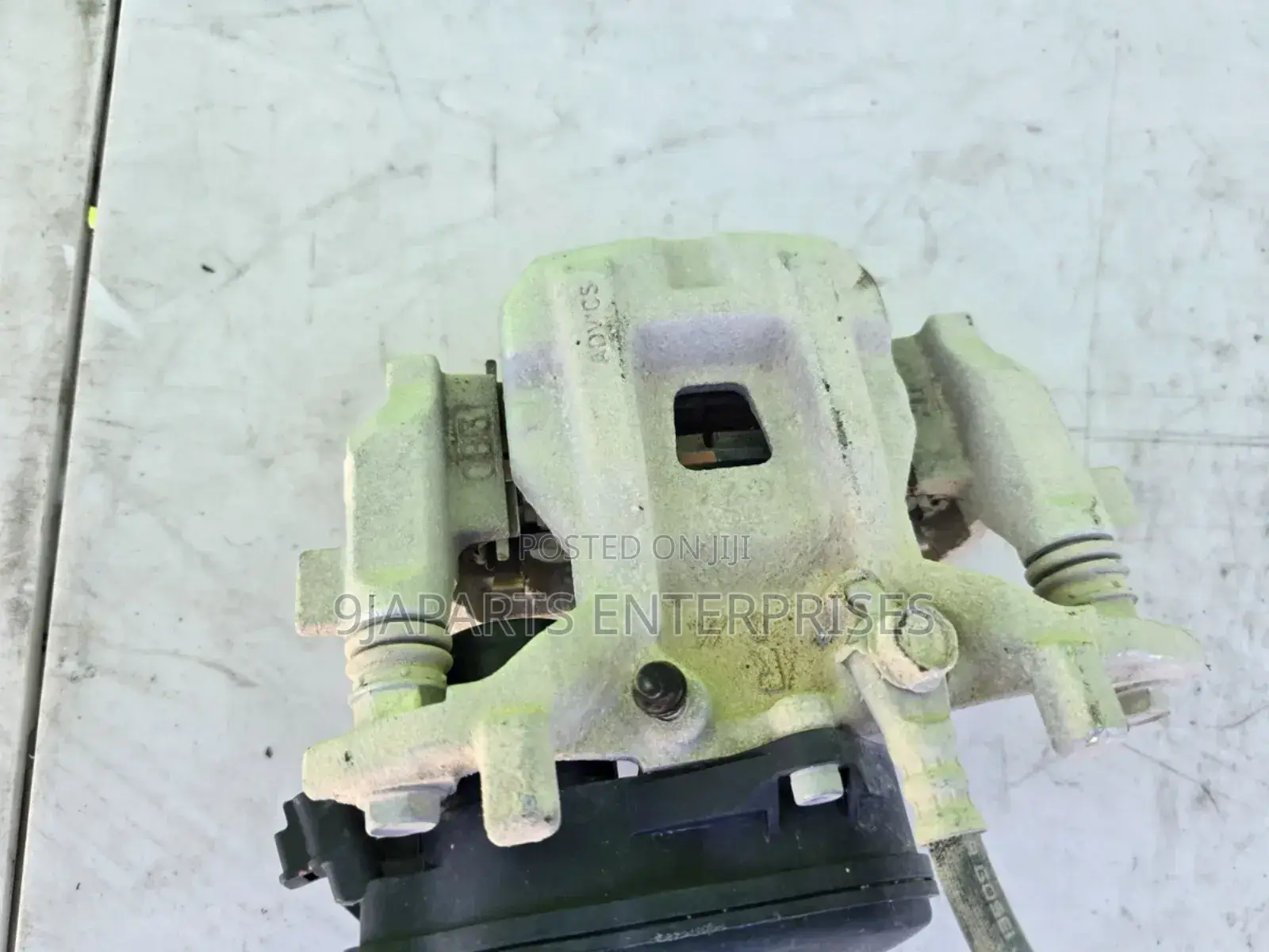 Toyota Venza 2020-2025 Caliper With Parking Brake Actuator Back Right