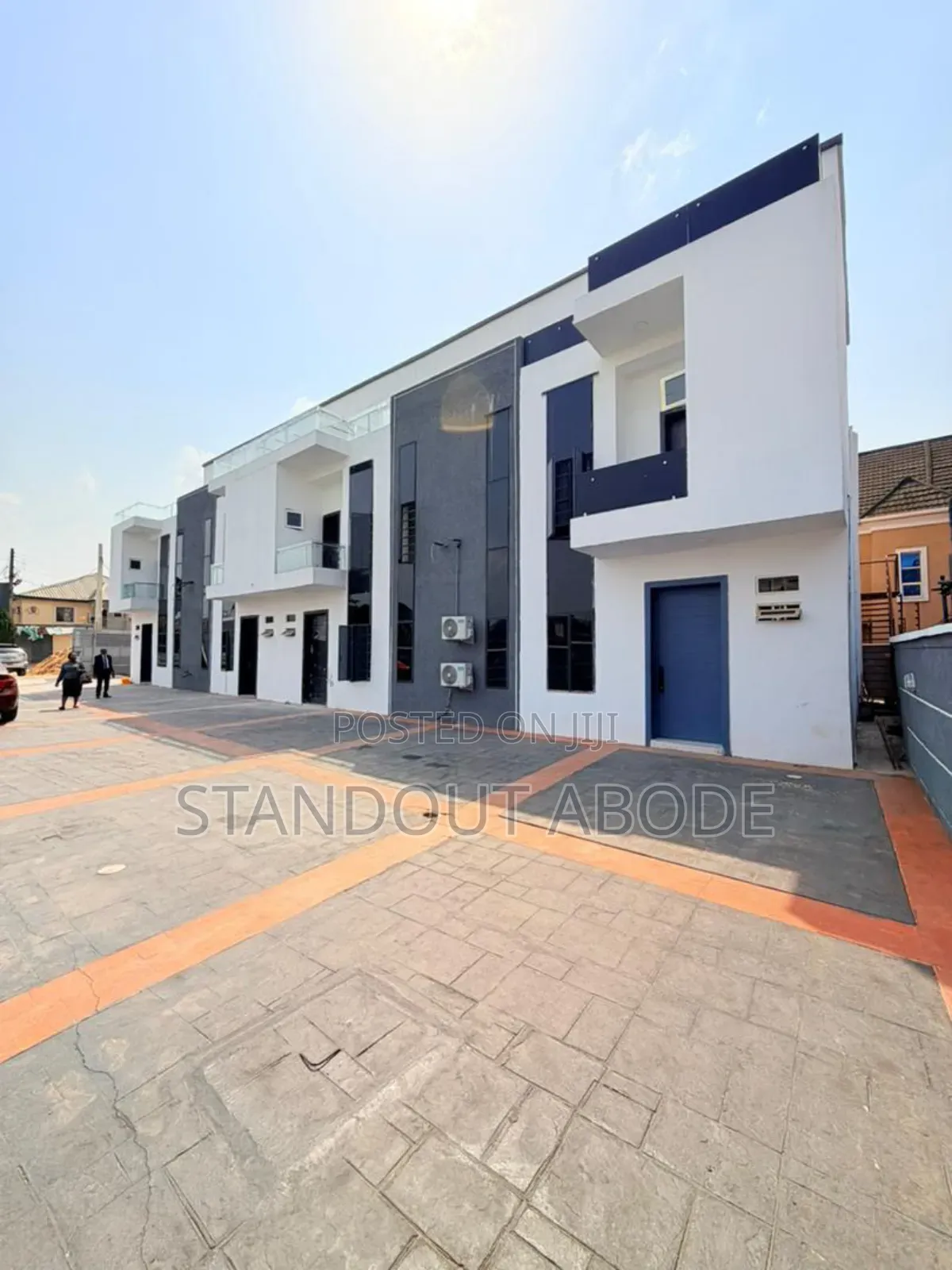 3bdrm Duplex in Ajao Estate for sale