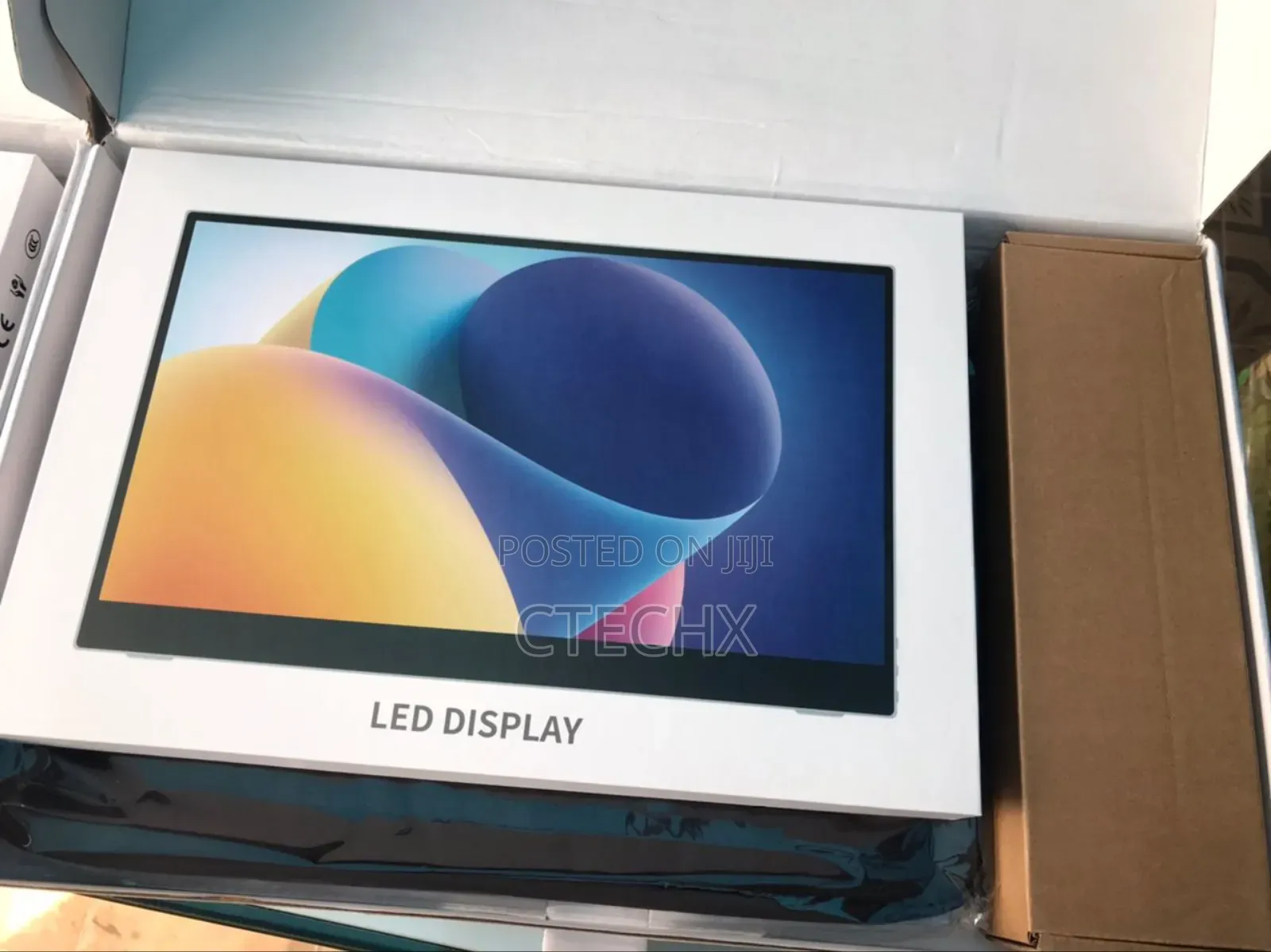 Portable Monitor Touchscreen 14" 1200p 10 Point Touch Screen Monitor